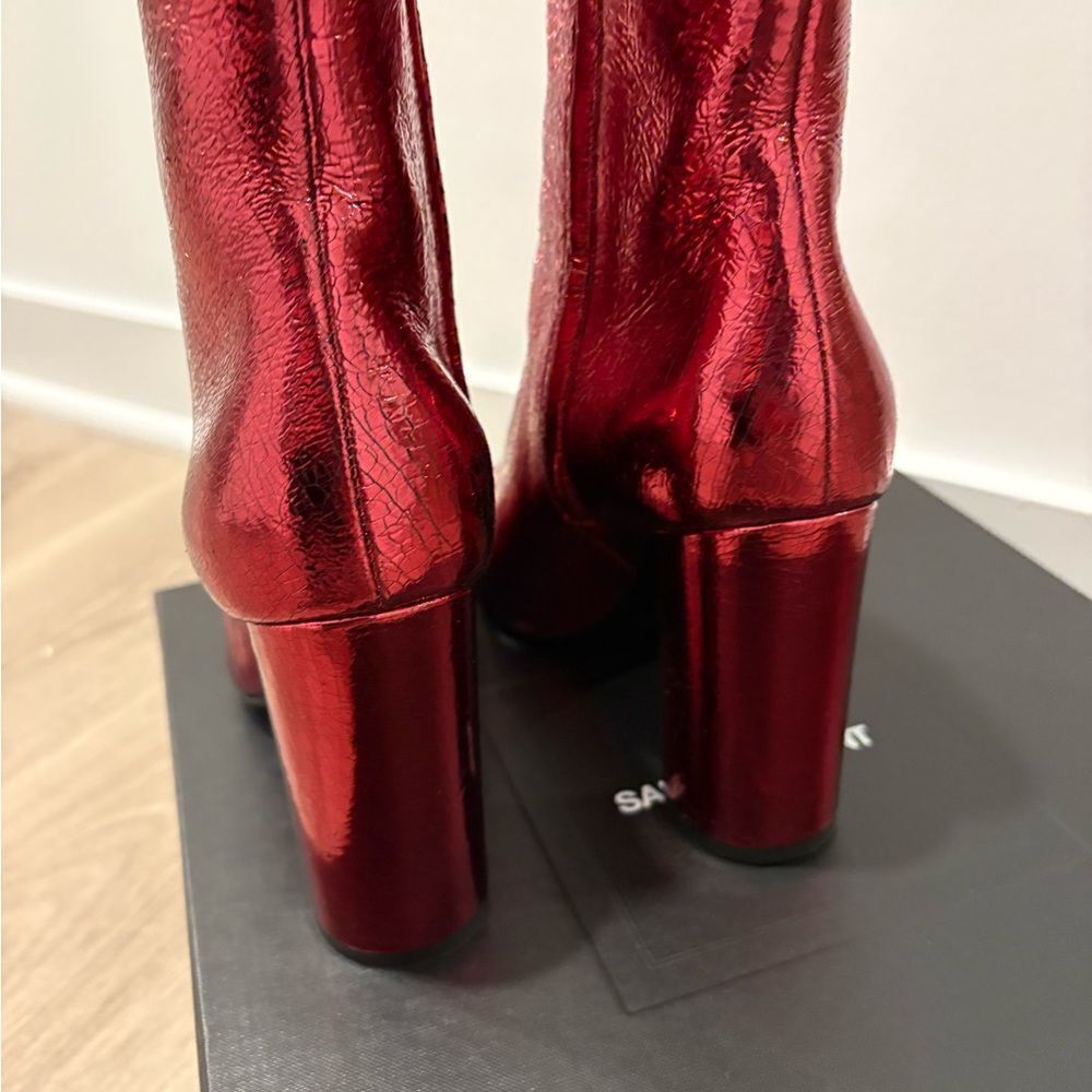 Saint Laurent Red Metallic Crack Leather Heel Ankle boots - Picture 7 of 11